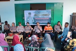 Polres Pelabuhan Makassar Dengar Curahan Hati Warga yang Mengalami Musibah Angin Puting Beliung 