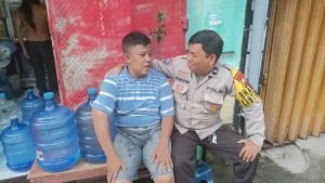 Rutin Sambangi Warganya, Bhabinkamtibmas Tabaringan Dekatkan diri Kepada Masyarakat