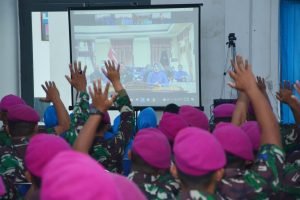 Terima kasih Komandanku,Prajurit Petarung Yonmarhanlan VI Makassar Ikuti Exit Briefing Danpasmar 2