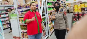 Jelang Ramadhan 1444 H/2023, Kapolsek Ujung Tanah Pantau Stok dan Harga Kebutuhan Pokok 