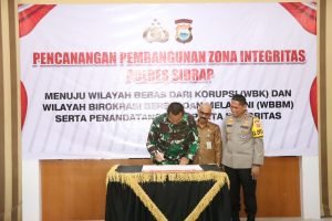 Kapolres Sidrap bersama Forkopimda Teken Pakta Integritas Pencanangan Pembangunan ZI Menuju WBK dan WBBM