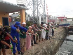 Jaga Kamtibmas di Pulau Barrang Lompo, Polsek Ujung Tanah bersama Stakeholder Musnahkan Miras Ilegal