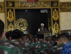 Jalin Silaturahmi Dengan Ulama, Pangdam XIV/Hsn Hadirkan Ulama Kondang, Dr. Habib Husein Hasyim Ba’agil, SH., M.Kn., berikan Khotbah Jumat dan Ceramah Agama kepada Persit-PNS