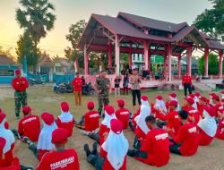 Bersama Danramil Temui Anggota Paskibraka, Ini Harapan Kapolsek Bontonompo