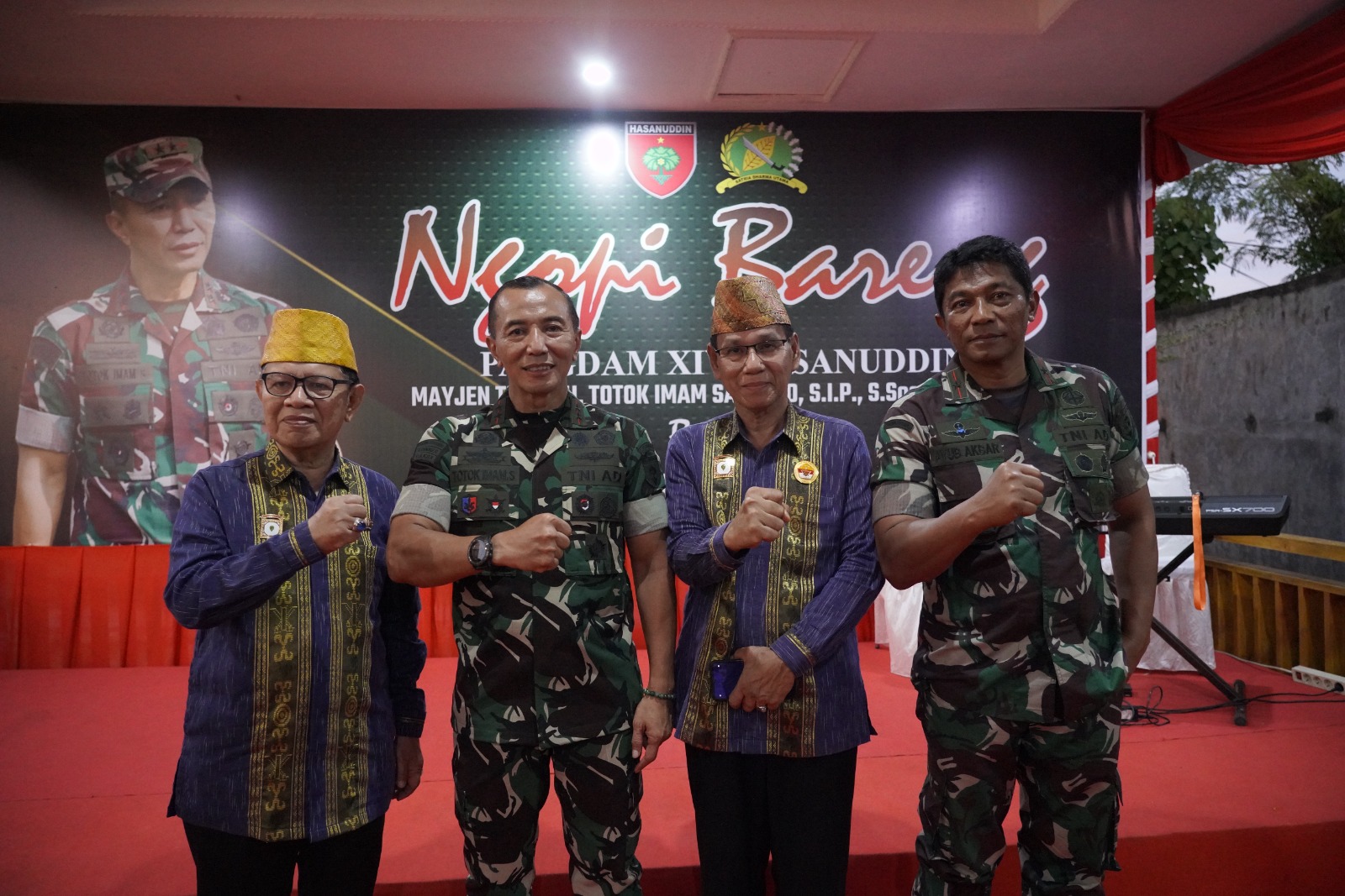 Pangdam Xivhsn Ngopi Bareng Bersama Kpu Bawaslu Para Tokoh Dan Insan Media Untuk Sultra Yang 3553