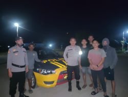 Gerak Cepat,Polsek Watang Pulu Polres Sidrap Bersama Warga Padamkan Titik Api di Gunung Lawawoi