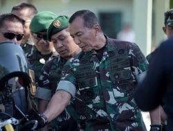 Kunker Ke Kodim 1409/Gowa,Pangdam XIV/Hsn Gunakan Motor Trail Sambil Pantau Aktivitas Warga Berjalan Aman