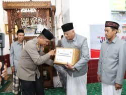 Kapolres Parepare Gelar Jumat Curhat Bersama Tokoh Agama di Masjid Raya Parepare