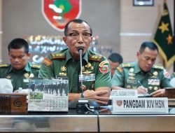 Pastikan Kelancaran Tugas Operasi Satgas Jajarannya : Pangdam XIV/Hsn Gelar Vicon Bersama Yonif 721/Mks, Yonif 726/Tml dan Yonkav 10/Mendagiri