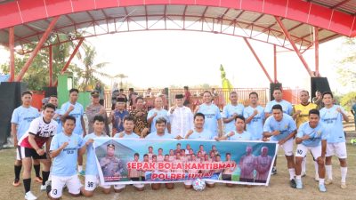 Tour Sepak Bola Kamtibmas, Kapolres Sinjai Bersama Dandim 1424 Sinjai Jalin Silaturahmi dengan Warga
