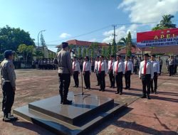 Kapolres Sinjai Berikan Reward Kepada 10 Personel Sat Reskrim Berprestasi