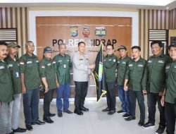 Kapolres Sidrap Melepas Rombongan IWO Mengikuti Mubes II di Jakarta