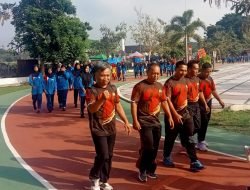 Untuk Menjaga Kesehatan Agar Tetap Prima, Anggota Kodim 0808/Blitar Gelar Olahraga Bersama