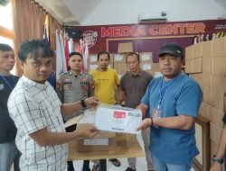 Polres Sinjai Amankan Penyortiran dan Lipat Surat Suara PPWP dan DPD RI di KPU