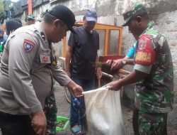 Memasuki Musim Hujan Bhabinkamtibmas Gusung kerja Bhakti Bersama TNI dan Warga