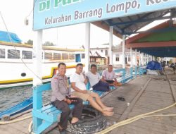 Ajak Warga Sukseskan Pemilu 2024, Bhabinkamtibmas Pulau Barrang Lompo Tingkatkan Patroli Dialogis