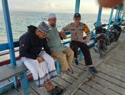 Berikan rasa Nyaman,Bhabinkamtibmas Pulau Kodingareng Selalu Hadir ditengah Masyarakat