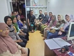 Cooling System Menjelang Masa Tenang, Polisi RW Polres Pelabuhan Makassar Bersilaturahmi bersama Ketua RW dan RT Tamalabba