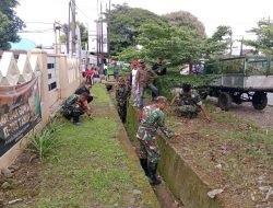 Karya Bakti Koramil 1409-03/Bontomarannu Bersama Warga Bersihkan Saluran Air