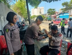Polres Pelabuhan Makassar Terjunkan Sidokkes Untuk Cek Kesehatan Petugas Pengamanan di Kantor PPK