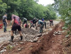 TMMD ke – 119 Kodim 1409/Gowa Rintis Jalan Baru di Desa Panaikang