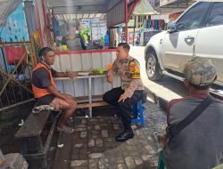 Sampaikan Pesan Kamtibmas, Bhabinkamtibamas Melayu Baru Hadir di Tengah Masyarakat
