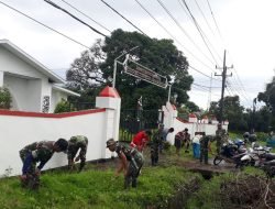 Karya Bakti Koramil 1409-03/Bontomarannu Bersama Warga Bersihkan Saluran Air