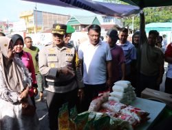 Polres Sidrap Bekerjasama Dengan Bulog dan Disperindag Melaksanakan Pasar Murah
