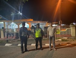 Selama Bulan Suci Ramadhan,Kapolres Sinjai Sebar Personelnya Amankan Sholat Tarawih