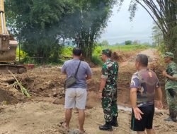 Dandim 1409/Gowa Tinjau Sasaran Plat Duicker Ke – II Penyambung Jalan TMMD ke -119