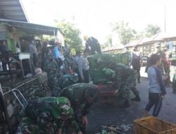Wujudkan Lingkungan Bersih dan Sehat, Koramil 01 Somba Opu Gelar Karya Bakti Pembersihan Pasar