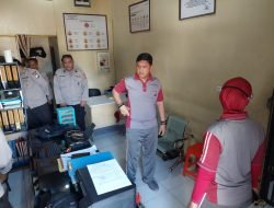 Kapolres Gowa Pimpin Pengecekan Kebersihan Ruangan Bersama Pejabat Utama