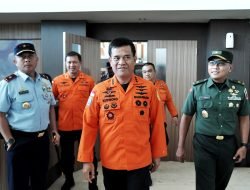 Usai Berkunjung di Kota Makassar, Irdam XIV/Hsn Mewakili Pangdam Mengantar Keberangkatan Kabasarnas RI