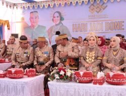 Ratusan Personel Polres Bone Diterjunkan Pada Prosesi Mattompang Arajang Dalam Rangka Hari Jadi Bone ke-694