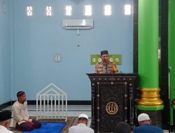 Safari Sholat Dhuhur di Mesjid Baburrahman, Wakapolres Sinjai Sampaikan Imbauan Kamtibmas