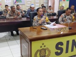 Secara Virtual,Kapolres Sinjai Pimpin Anev Guantibmas dan Beri Arahan Kepada Seluruh Personel Terkait Ops Ketupat 2024