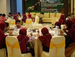 Berbagi Kebahagiaan di Bulan Suci Ramadhan 1445 H, Pangdam XIV/Hsn Buka Puasa Bersama Dengan Anak Yatim