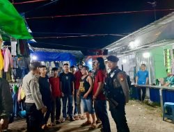 Satgas Preemtif Subsatgas Binmas Ops Ketupat 2024 Takalar Lakukan Himbauan Jaga Kamtibmas di Pusat Keramaian