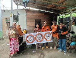 Bantu Ringankan Beban Masyarakat yang Terdampak Banjir di Desa Balinggo Kabupaten Sigi Biromaru,Sejumlah Anggota UPW OCC Palu Salurkan Bantuan