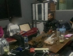 Pasang Tarif 200 Ribu Via MiChat,Dua Makhluk Terkuat di Bumi Ditangkap Polisi