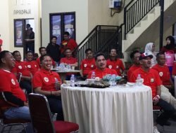 Kapolres Sidrap Bersama Pj. Bupati dan Supporter Sahabat Polri Nobar Semi Final Piala Indonesia vs Uzbekistan