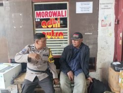 Sambangi Warganya, Bhabinkamtibmas Tabaringan Dekatkan diri Kepada Masyarakat