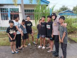 Berikan Edukasi Kepada Siswa Yang Akan Berwisata Renang Di Pelabuhan Bajoe, Ini Yang Disampaikan Oleh Kanit Binmas