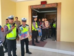 Kapolres Sidrap Salurkan Bantuan Kapolda Sulsel Untuk Korban Banjir di Tiga Kecamatan