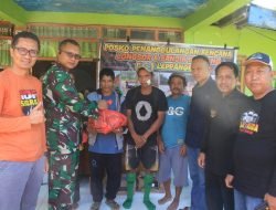 Dandim 1420/Sidrap Bersinergis Dengan BPBD, PMI dan IOF Sidrap Mendistribusikan Bantuan Ke Desa Leppangen