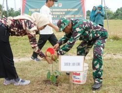 Sambut HUT Ke – 67 Kodam XIV/Hsn Koramil 1409/06 Bajeng Gelar Karya Bakti Penanaman Pohon