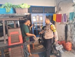 Blusukan di Pemukiman Warga, Bhabinkamtibmas Melayu Baru Jaga Harkamtibmas Jelang Pilkada Serentak 2024 