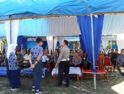 Kasat Lantas Polres Sinjai Sampaikan Larangan Mengendarai Motor Bagi Anak di Bawah Umur di SMPN 2 Sinjai
