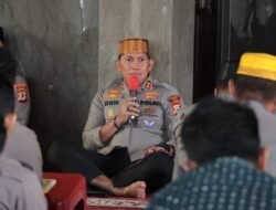 Binrohtal Perdana AKBP Erwin Syah sebagai Kapolres Bone Bersama Personel di Masjid Qadrul Islam