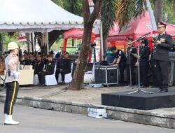 Upacara Peringatan Hari Bhayangkara 78, Kapolres AKBP Yudi Frianto Berikan Reward Personilnya